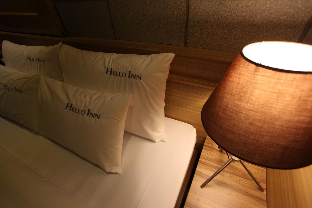 Hotel Hello *